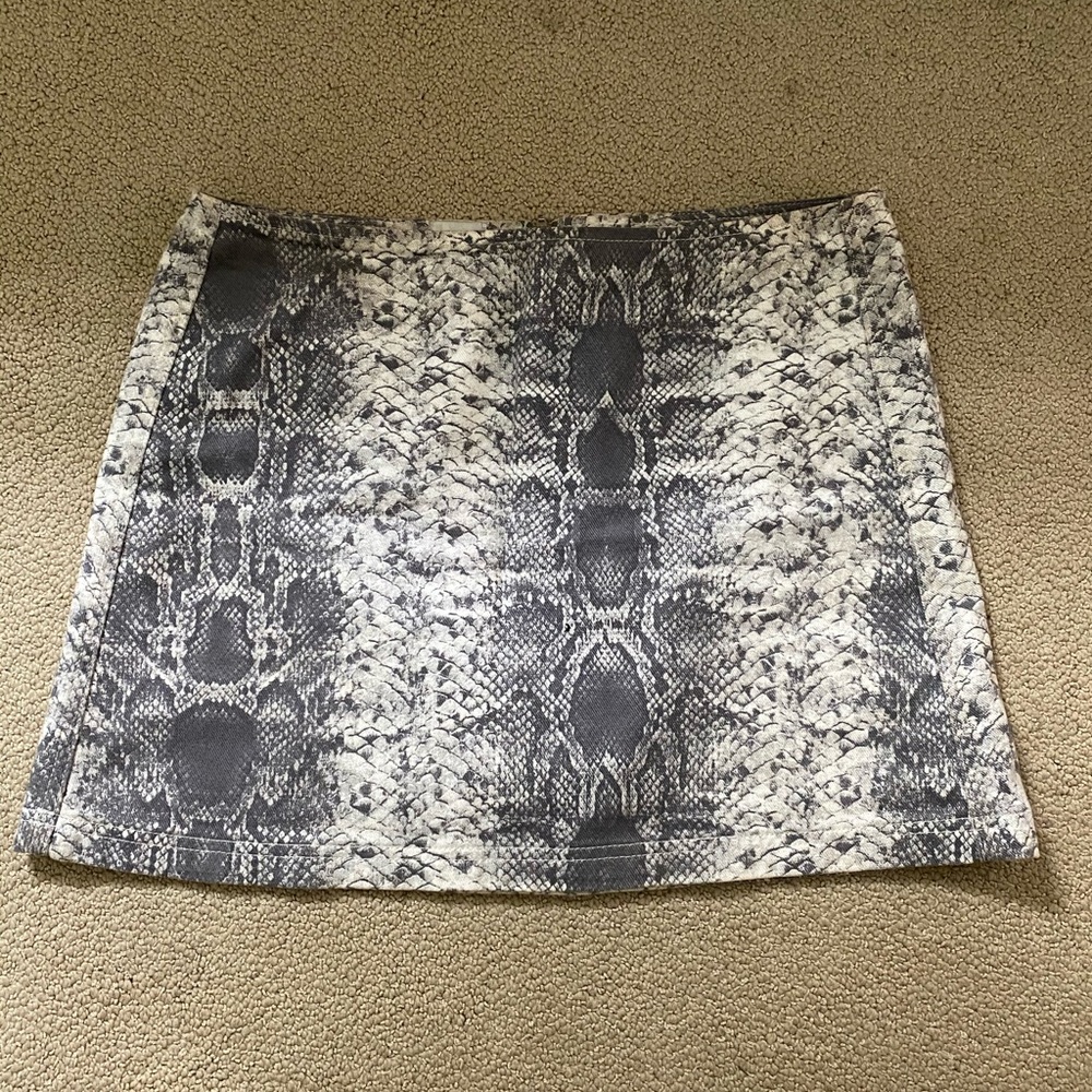 URBAN OUTFITTERS BDG skirt size L